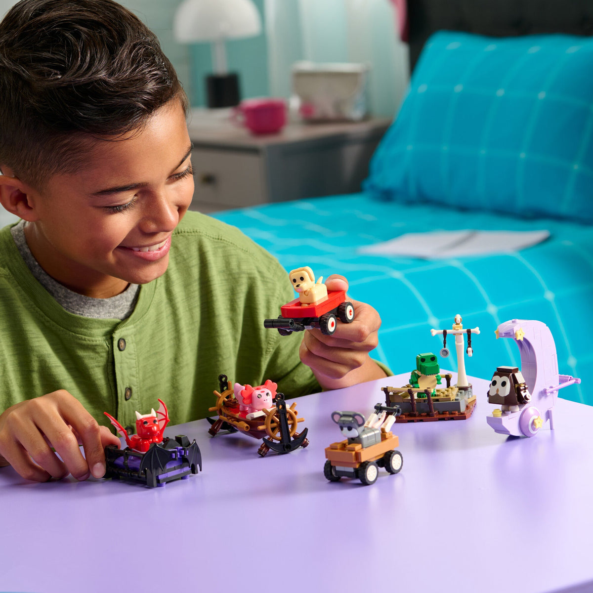 Adopt Me Mouse & Crate Stroller Building Set