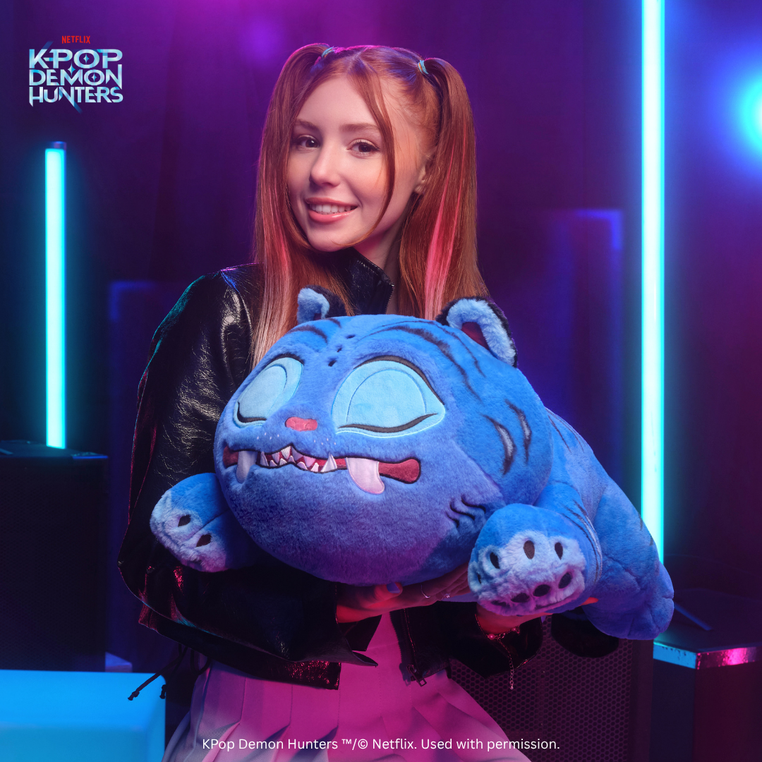 KPop Demon Hunters 18-Inch Sleeping Derpy Tiger